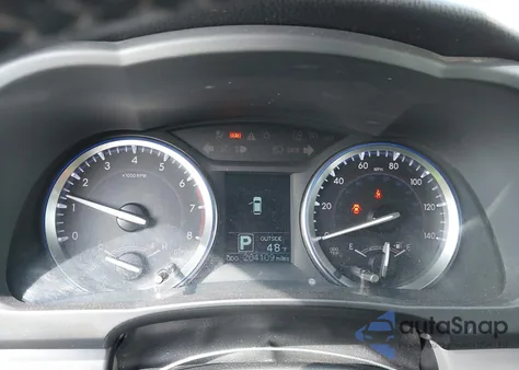 2016 Toyota Highlander Le Plus V6 z USA, uszkodzony, nr VIN 5TDBKRFH9GS356152